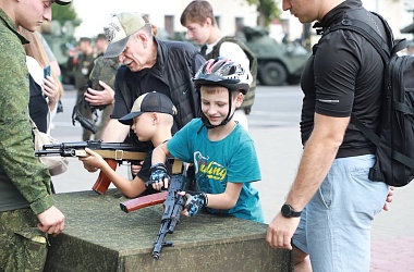 Фото: В Гродно проходят праздничные мероприятия, приуроченные ко Дню освобождения города