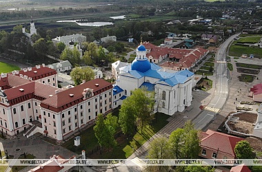 Фото: Вышла в свет энциклопедия "Жыровічы: пад святым Пакровам"