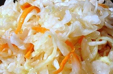 Фото: Вкусно и просто. Классический рецепт квашеной капусты на зиму