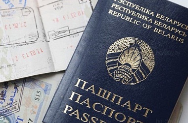 Фото: За выходные девятерым отказано в выезде: Госпогранкомитет напомнил белорусам проверить паспорта