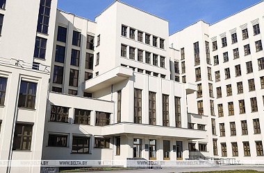 Фото: В Беларуси увеличена финансовая поддержка детей-сирот