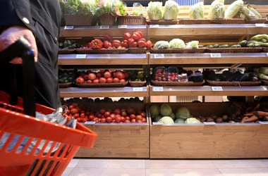 Фото: Соцслужба готова помочь пожилым и инвалидам с доставкой продуктов и лекарств