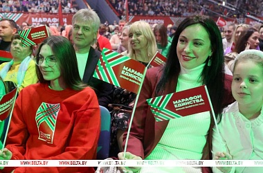 Фото: "Это востребовано". Вадим Гигин о сути "Марафона единства" и дефиците искренности международной политики