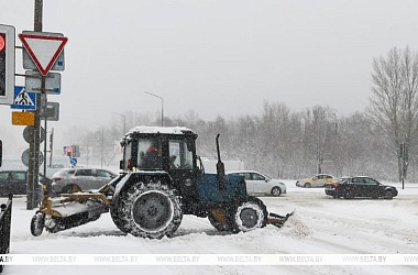 Фото: Снизить скорость, увеличить дистанцию. В МВД напомнили о правилах вождения в снегопад
