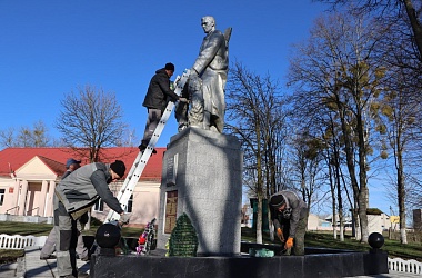 Фото: Личный вклад в благоустройство или традиция? 18 апреля пройдёт республиканский субботник. Спросили у жителей нашего города, как они относятся к этому событию