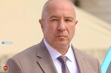 Фото: Юрий Караев поздравил сотрудников органов предварительного следствия