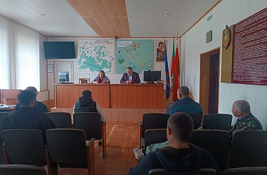 Фото: В Свислочском РОВД состоялась профилактическая акция «Не упусти свой шанс»