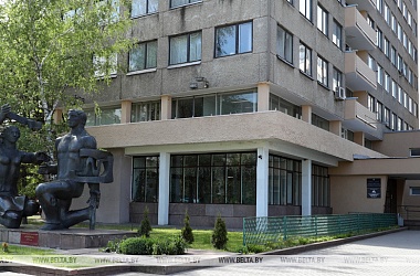 Фото: Plans to raise salaries for Belarus' industry workers by 9-10% in 2021