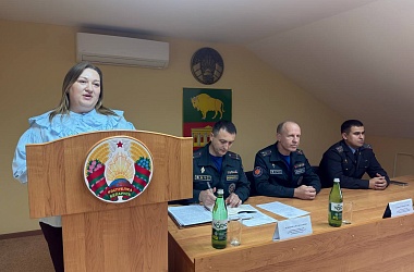 Фото: Вопросы безопасности и социальной поддержки обсудили В Свислочском райотделе МЧС