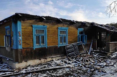 Фото: В Зельвенском районе из-за оставленного без присмотра мангала семья лишилась дома