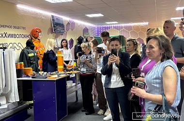 Фото: Участники V Форума медийного сообщества Беларуси посетили ОАО «СветлогорскХимволокно» 