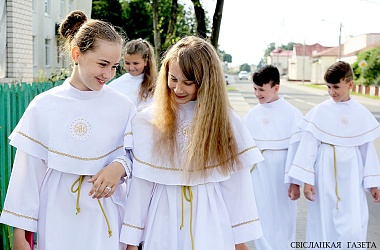 Фото: З чыстым сэрцам да першай Камуніі