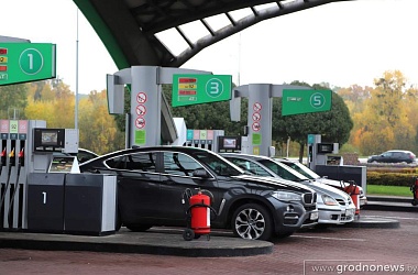 Фото: Автомобильное топливо в Беларуси с 28 марта подорожает на 4 копейки