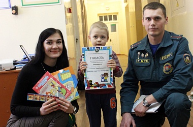 Фото:   В Свислочском районе проходит второй этап республиканской акции «Не оставляйте детей одних!»