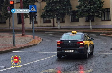 Фото: До 1 ноября - бесплатно. Напоминаем, кому надо зарегистрироваться в реестре перевозчиков