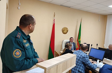 Фото: На планерке у председателя райисполкома: «Не допускать бесхозяйственности»