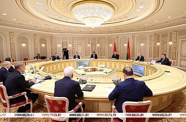 Фото: Александр Лукашенко о сотрудничестве с Башкортостаном: мы просто обязаны нарастить товарооборот и превзойти $320 млн
