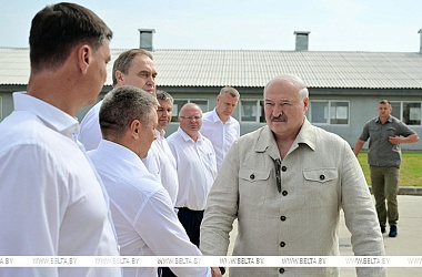 Фото: "Почему не интенсифицировать процесс?" Александр Лукашенко поставил принципиальные вопросы в сфере козоводства