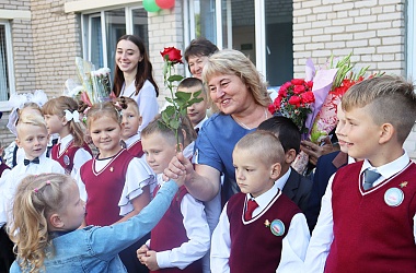 Фото: У добры шлях, новы навучальны год! Урачыстая лінейка прайшла ў Ханявіцкай сярэдняй школе