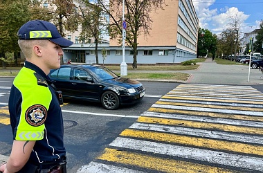 Фото: ГАИ усиливает контроль на пешеходных переходах