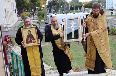 Фото: Крест Ефросинии Полоцкой – в Свислочи