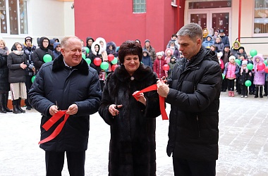 Фото: Сегодня прошло торжественное открытие Порозовской СШ после капитального ремонта