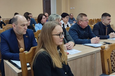 Фото: На планерке у председателя райисполкома: «Ремонт техники, охрана труда, обеспеченность семенами»