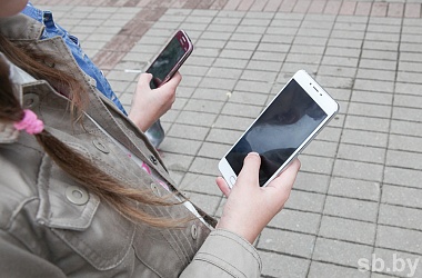 Фото: 30 процентов родителей не контролируют использование детьми гаджетов