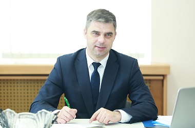 Фото: Интервью с начальником главного управления идеологической работы и по делам молодежи облисполкома Александром Версоцким