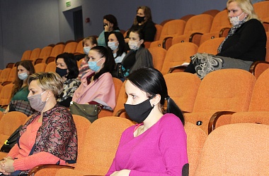 Фото: Дэлегат VI Усебеларускага народнага сходу Аляксандр Вярсоцкі сустрэўся з педагагічным калектывам Свіслацкай дзіцячай школы мастацтваў