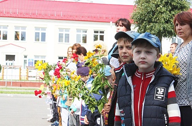 Фото: В Свислочи состоялся митинг, посвященный 75-ой годовщине освобождения Свислочского района от немецко-фашистских захватчиков