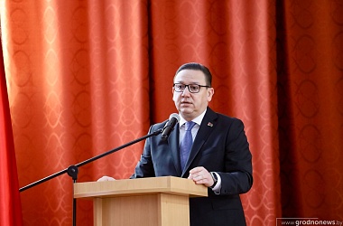 Фото: Владимир Перцов обсудил с молодежью Лиды базовые ценности белорусов