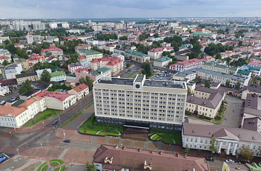 Фото: Поздравление Гродненского облисполкома и Гродненского областного Совета депутатов с 85-летним юбилеем «Гродзенскай праўды»