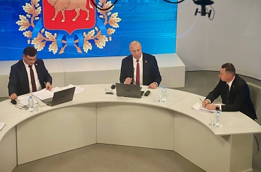 Фото: «Выводы делаются и министерствами, и вертикалью власти». Председатель облисполкома Юрий Караев рассказал во время прямого эфира, какие уроки извлечены после прошлогоднего серьезного урагана на Гродненщине