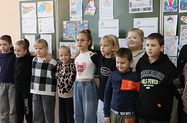 Фото: Каникулы – с пользой. Рассказываем, как проходят у детей весенние каникулы в школьных лагерях.