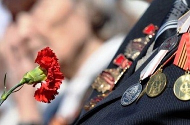 Фото: Выплату единовременной материальной помощи к 75-летию Победы на Свислоччине получили 35 человек 