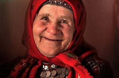 Фото: Усмешка ў хустачцы