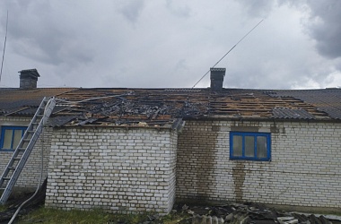 Фото: ﻿В деревне Студеники Свислочского района горел телятник