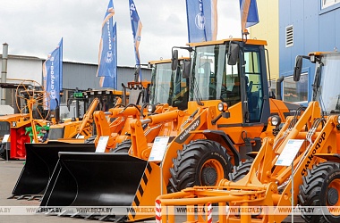 Фото: Belarus plans to make up for loss of Western markets by exporting more to Russia