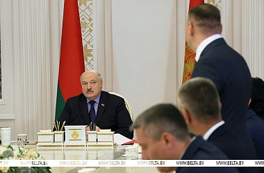 Фото: Лукашенко: впереди сложное время, электоральная кампания - это всегда поле боя