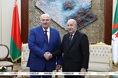 Фото: Встреча Александр Лукашенко с Президентом Алжира Теббуном проходит во дворце "Эль-Мурадия"