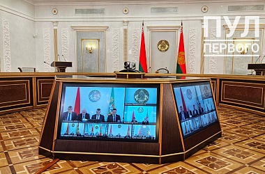 Фото: Уборочная и преодоление последствий стихии. Лукашенко собрал селекторное совещание