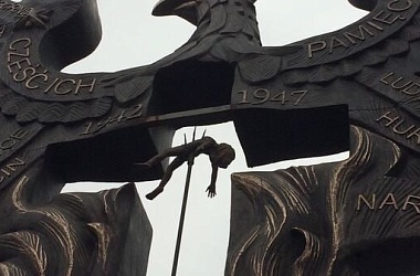 Фото: Поляки чтут память жертв Волынской резни