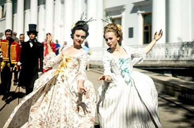 Фото: По памятным местам графа