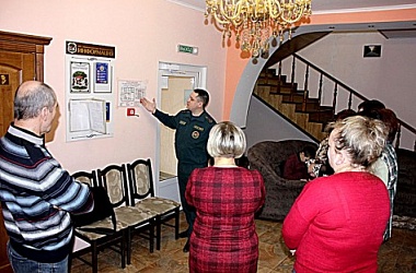 Фото: Мониторинг объектов с массовым пребыванием людей в Свислочском районе