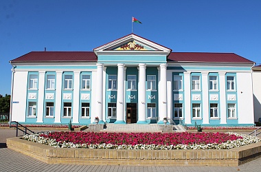 Фото: Рассмотрено в райисполкоме: "У предложений должна быть адресность"