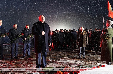 Фото: Lukashenko addresses Khatyn commemorative rally