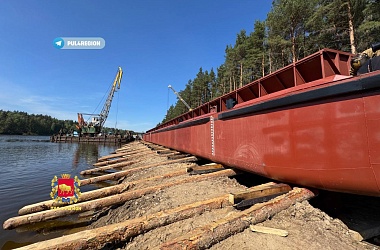 Фото: Новую модернизированную баржу для речного пароходства спустили на реке Неман
