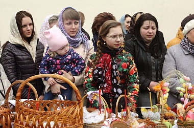 Фото: Дистанция 1,5 метра и богослужения в онлайн. Как в церквях будут заботиться о безопасной эпидситуации