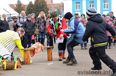 Фото: Масленка, масленка...  Бывай, зіма  красненька!